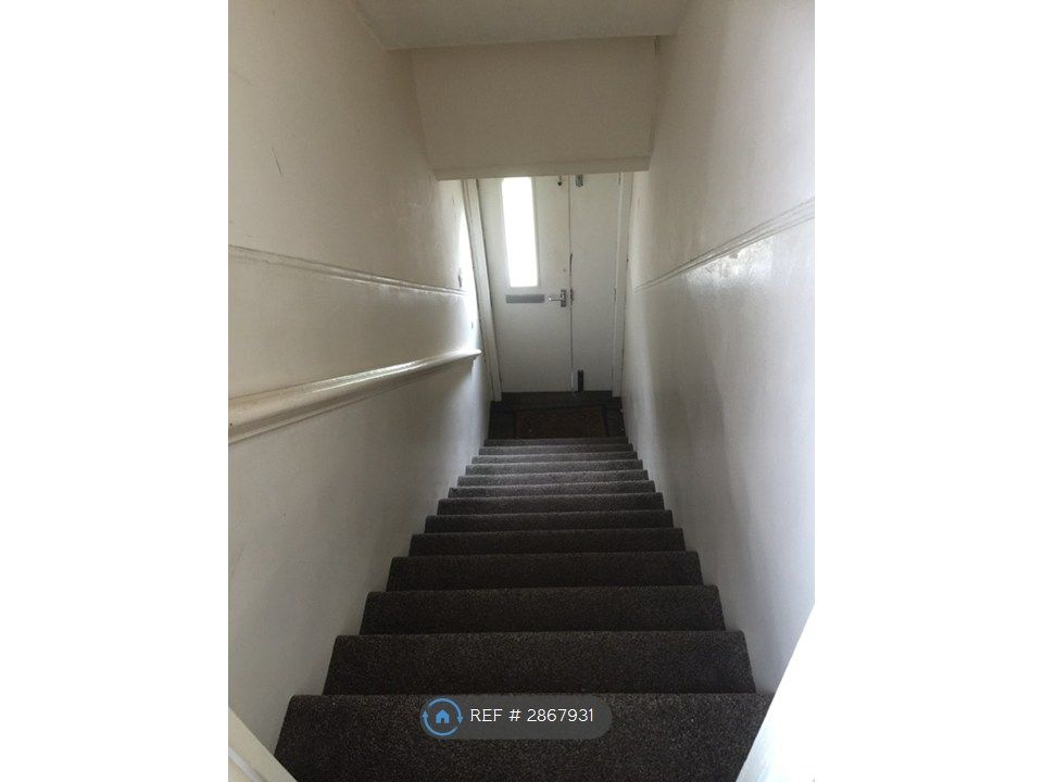 Property photo 2 of 19 Internal Entrance Stairs