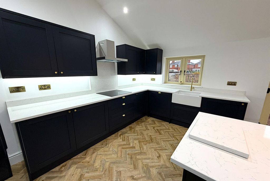 Property photo 3 of 14 Kitchen 3rd.Jpg