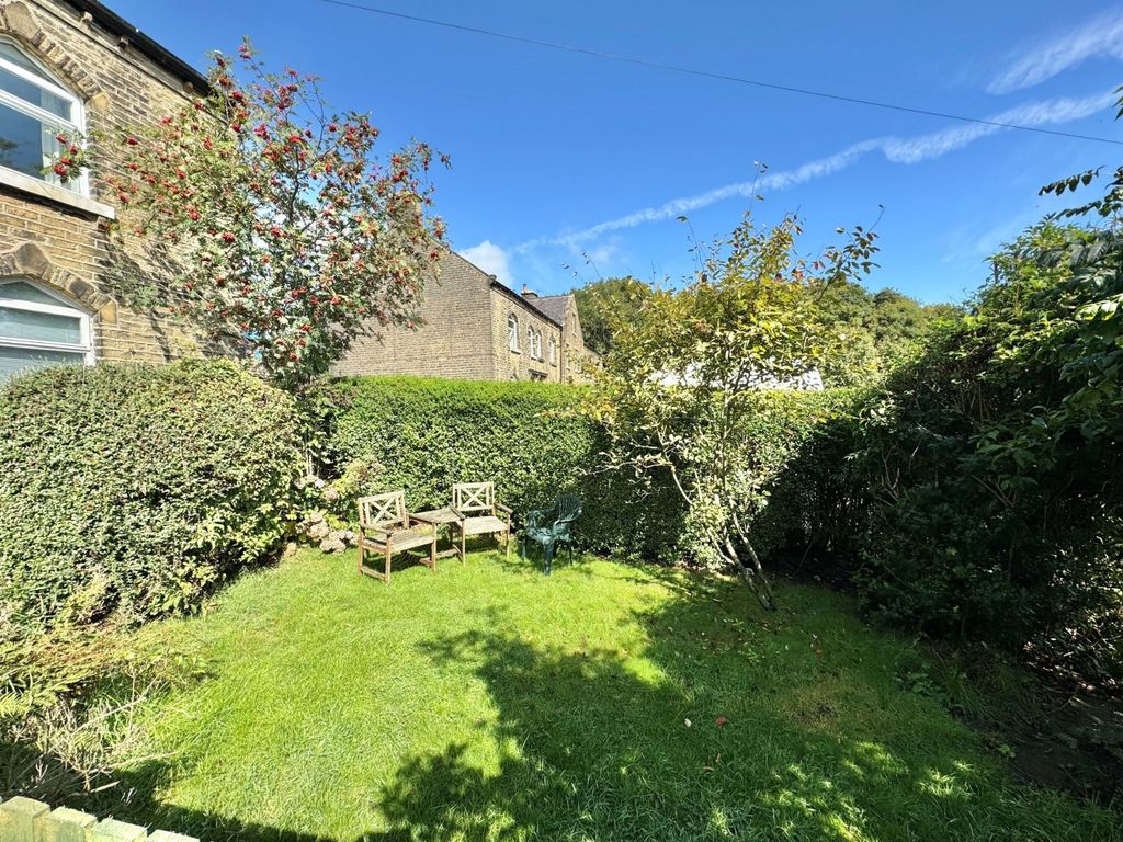 Property photo 3 of 22 Picture No. 31