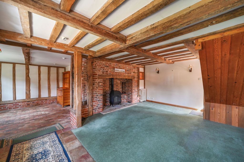 Property photo 2 of 20