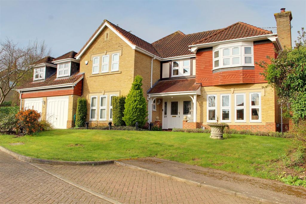 Property photo 1 of 34 Img_4759-Img_4761.Jpg