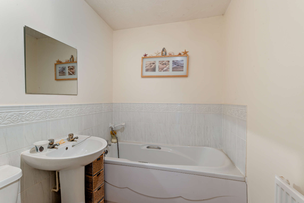 Property photo 3 of 6