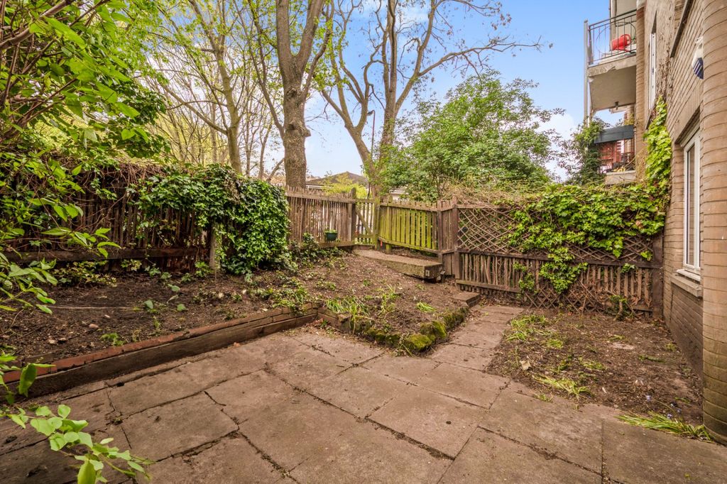 Property photo 3 of 13