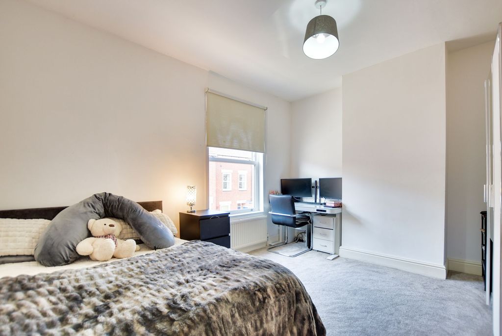 Property photo 3 of 8