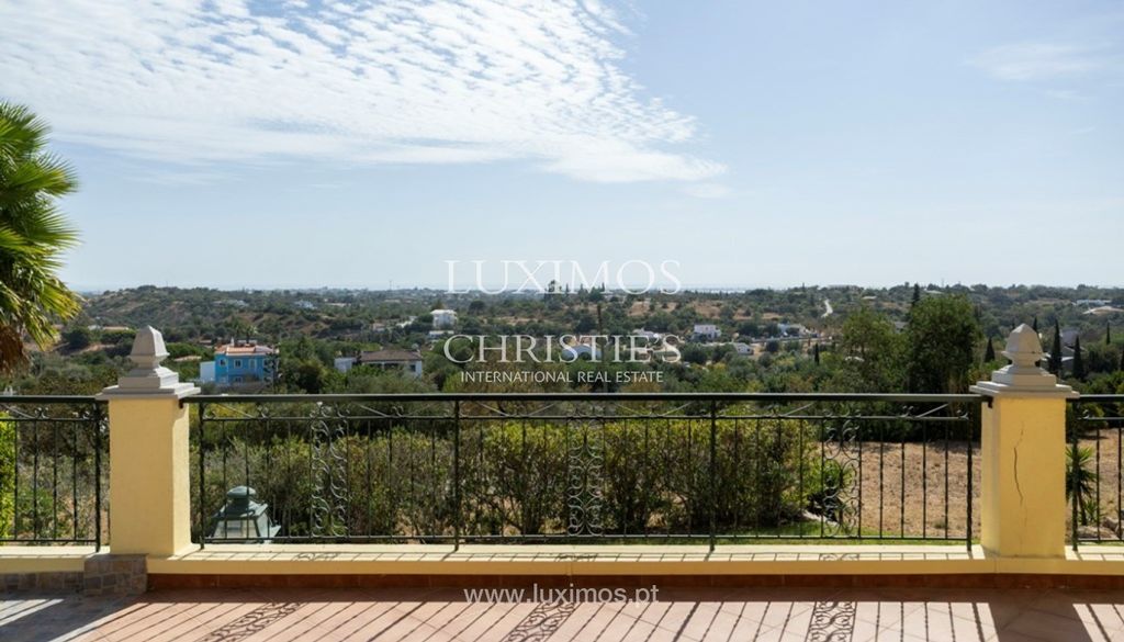 Property photo 3 of 36