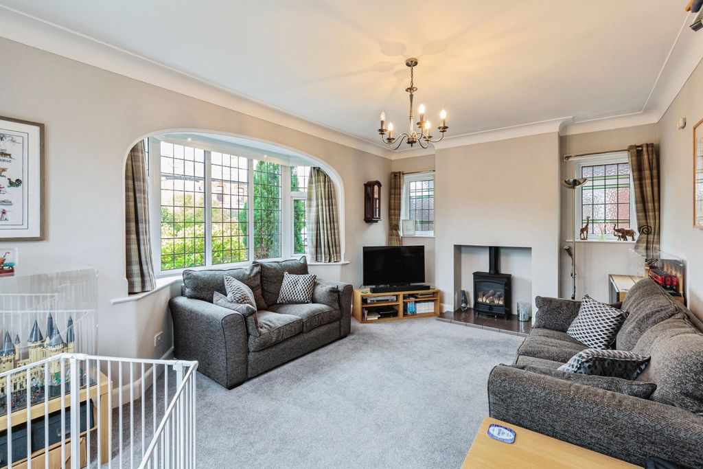 Property photo 3 of 18 Photo