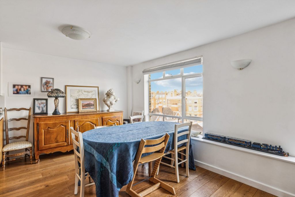 Property photo 3 of 8 7.Jpg