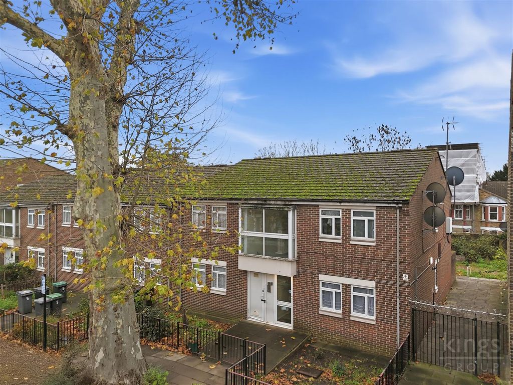 Property photo 1 of 12 Front