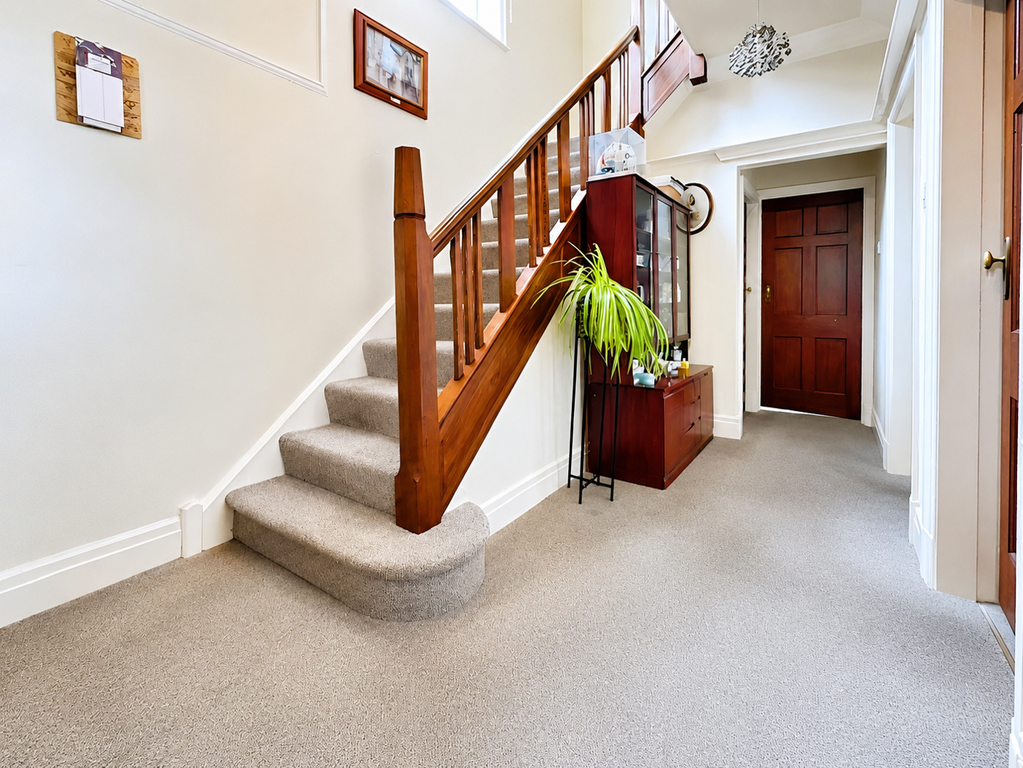 Property photo 3 of 15 Hallway