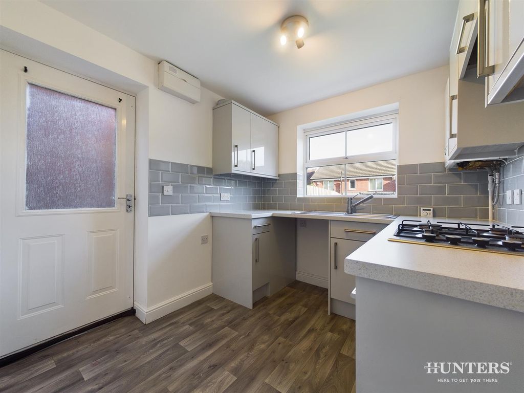 Property photo 2 of 12 Ziquhnkpkkkxahy_Paol3Q.Jpg