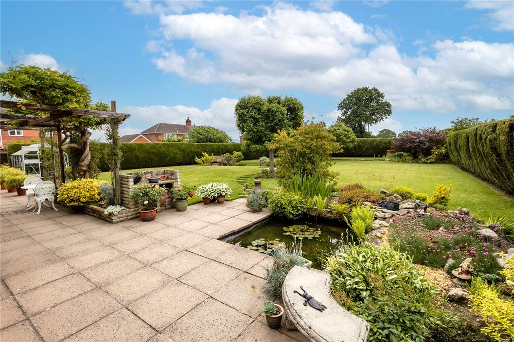 Property photo 2 of 22 Picture No. 51