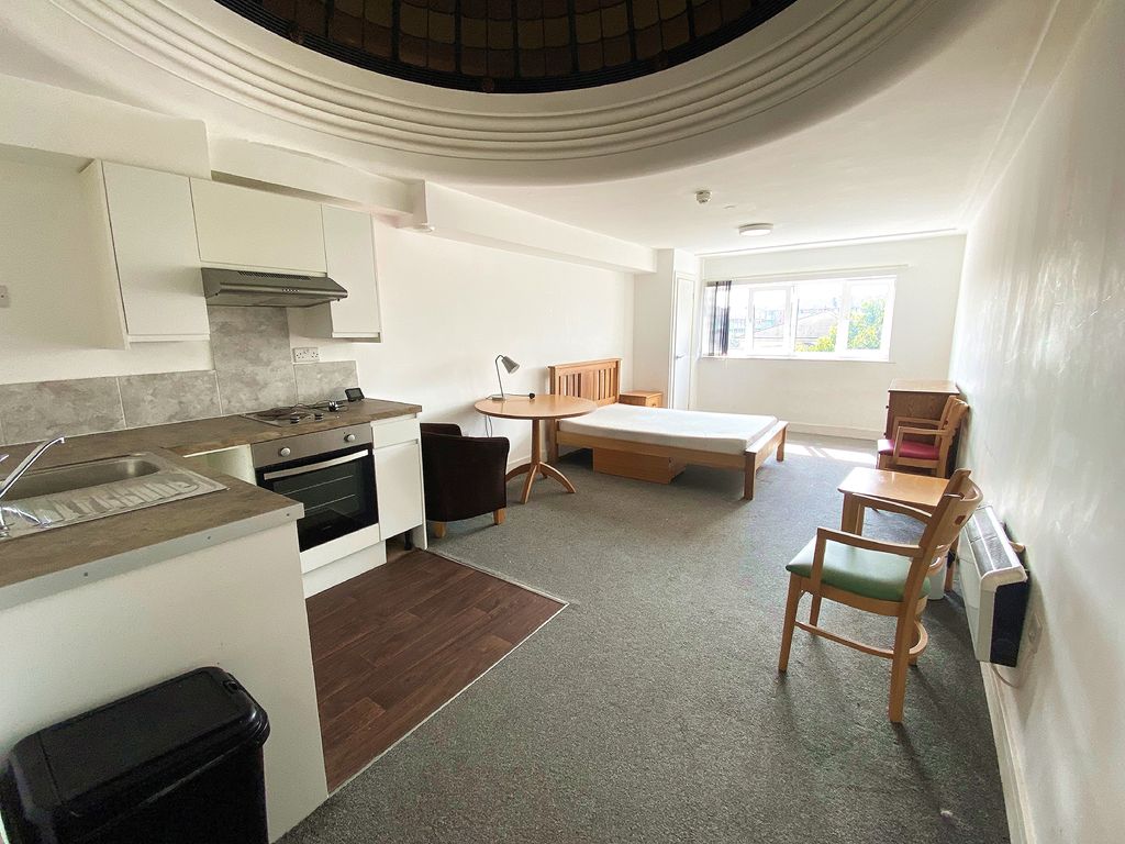 Property photo 1 of 6