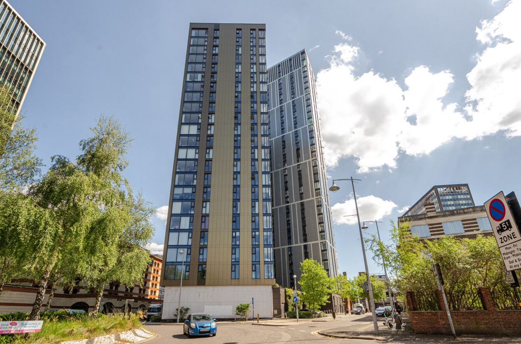 Property photo 1 of 10 15-68233d59B86F1-...