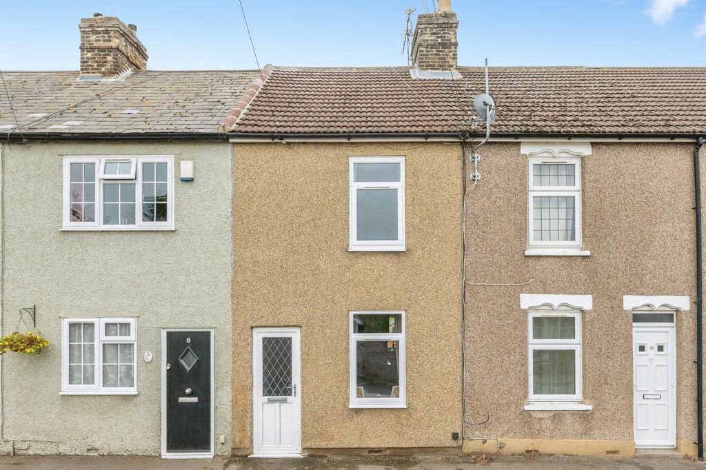 Property photo 1 of 18