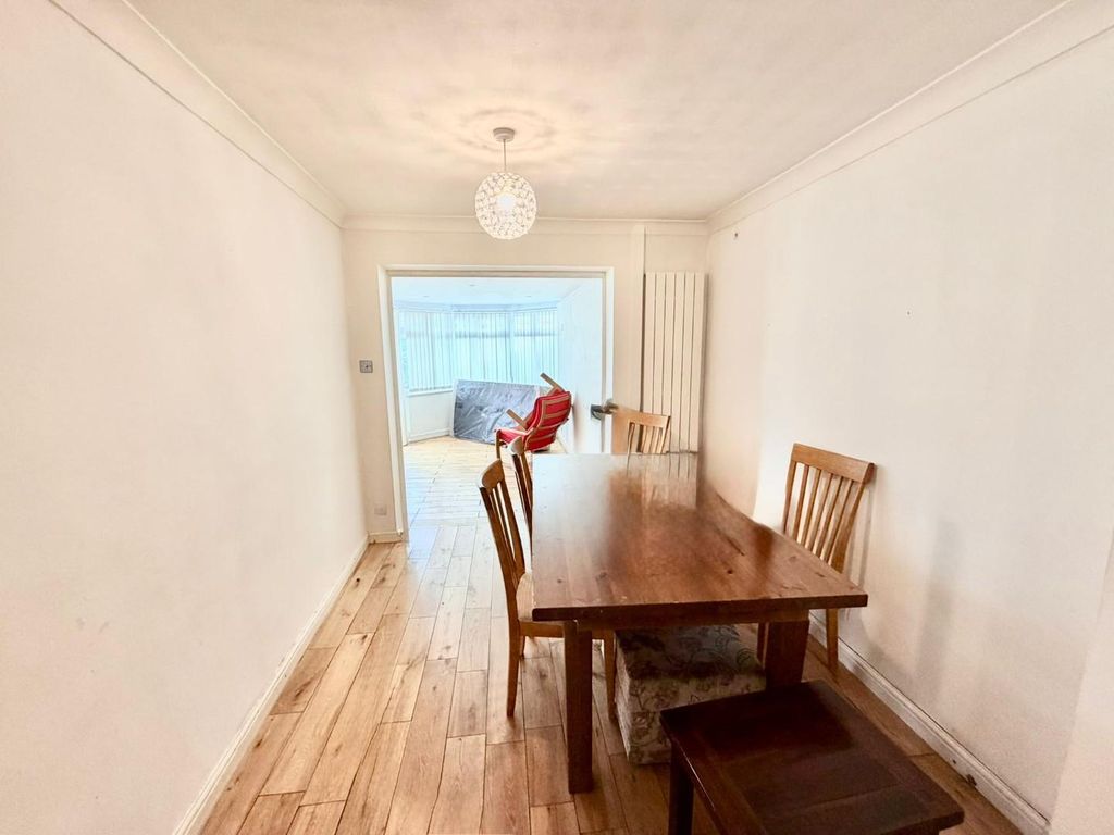 Property photo 3 of 11 Img-20251206-Wa0007.Jpg