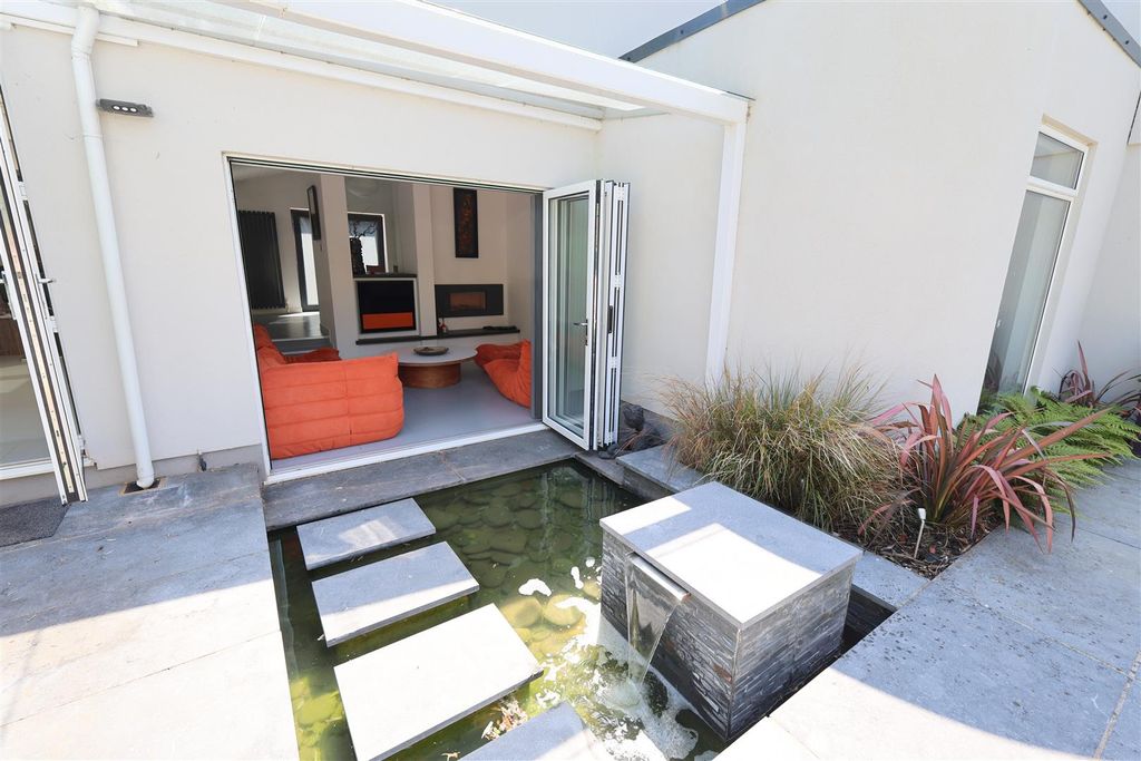 Additional image 50 of 5 bed detached house for saleBristol Road, Frenchay, Bristol BS16
