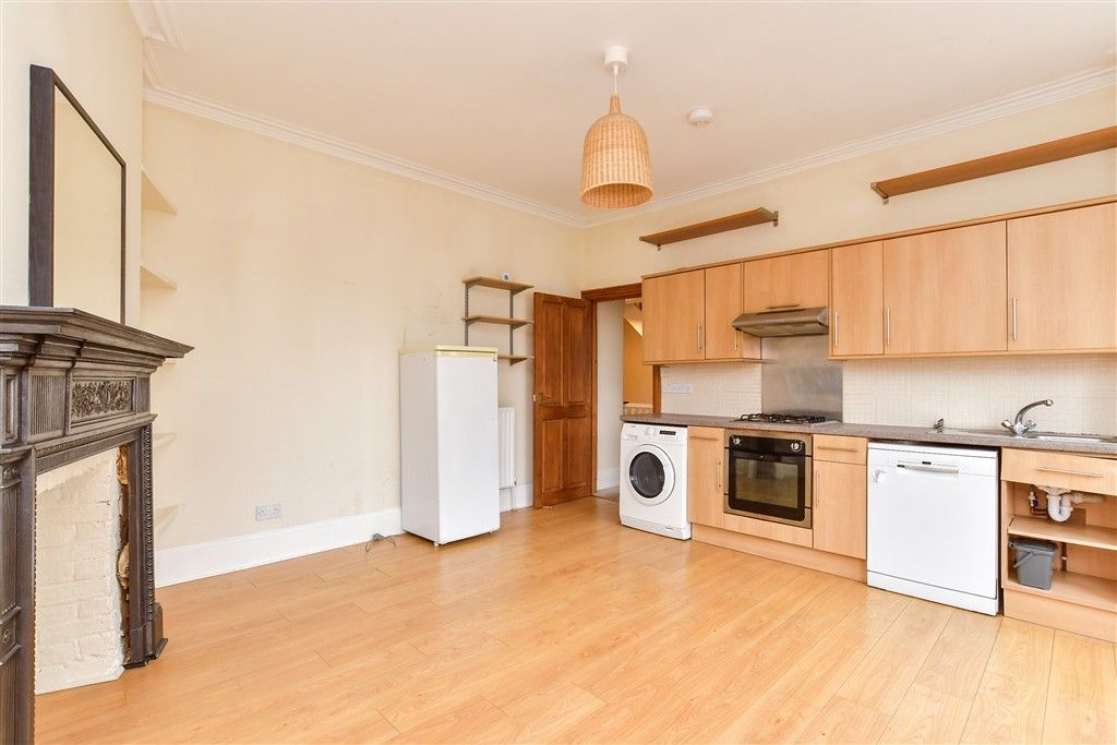 Property photo 3 of 15 Lounge/ Kitchen