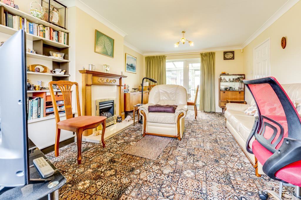 Property photo 2 of 30 34 Brington Drive, Barton Seagrave-2.Jpg