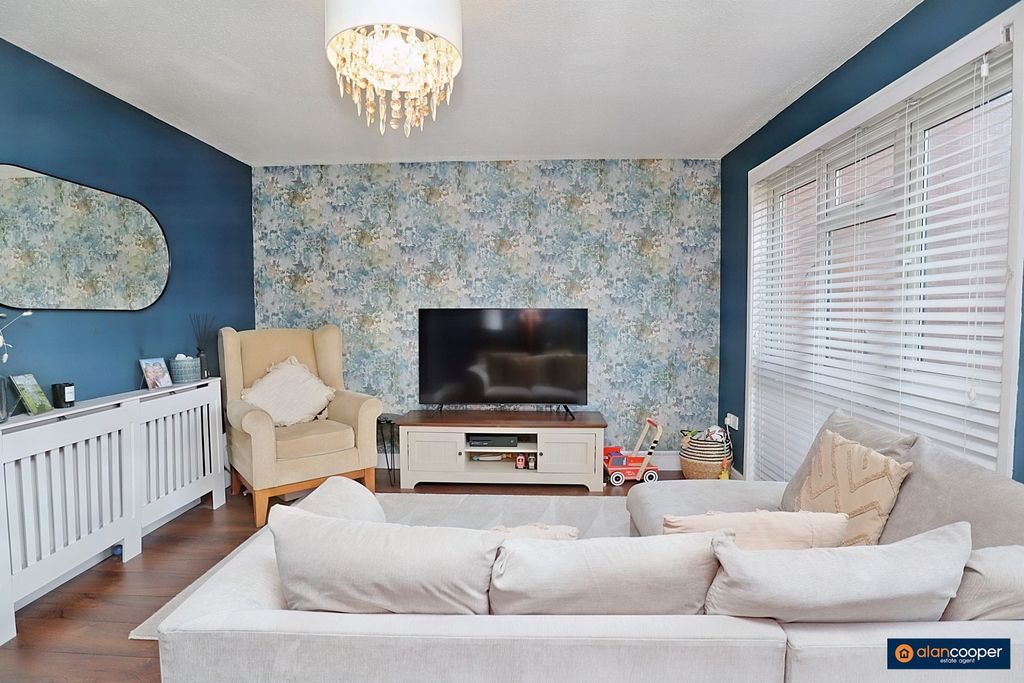 Property photo 3 of 20 2972165
