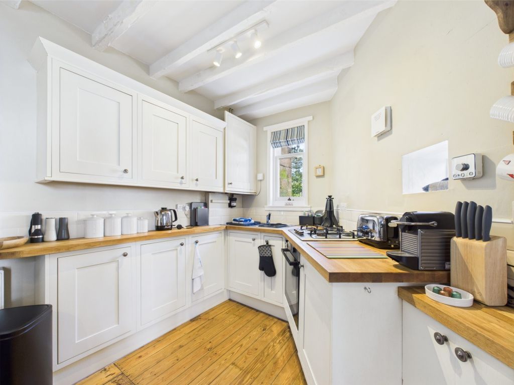 Property photo 3 of 21