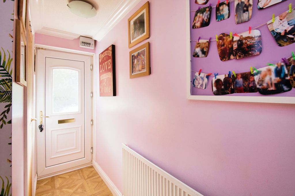 Property photo 2 of 14 Photography