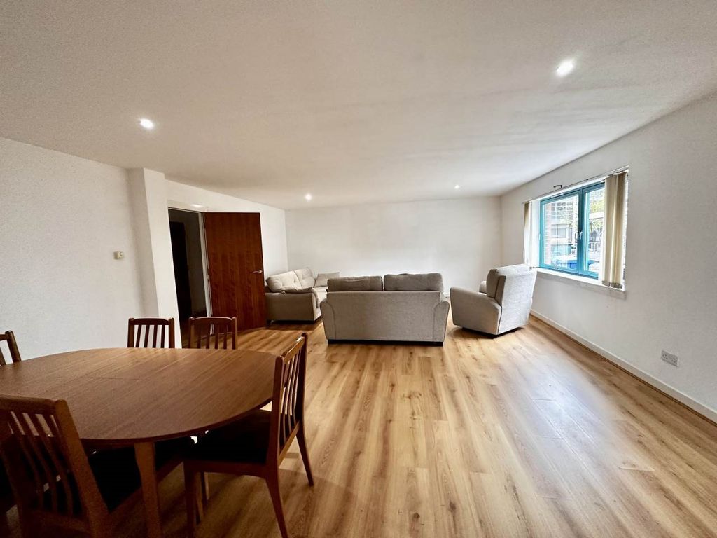 Property photo 3 of 11 Img_3819