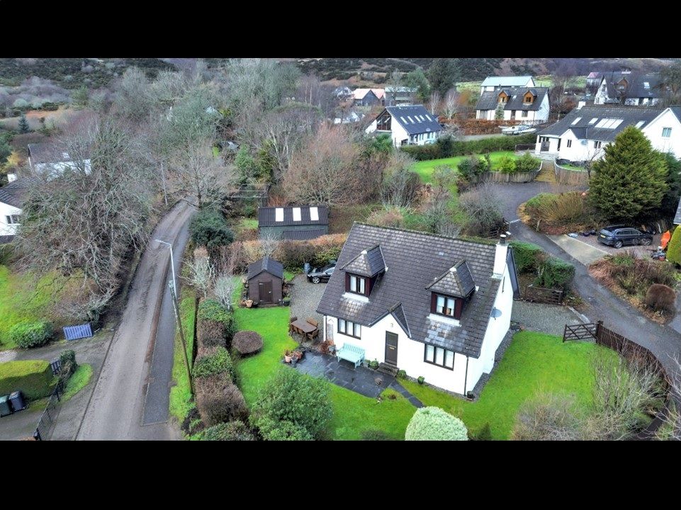 Property photo 2 of 46