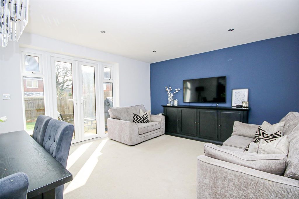 Property photo 3 of 19 19-Img_8178.Jpg