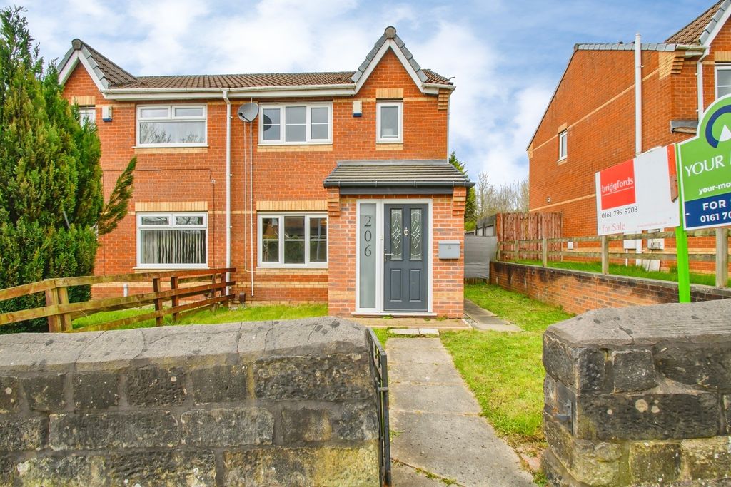 Property photo 1 of 20 Front