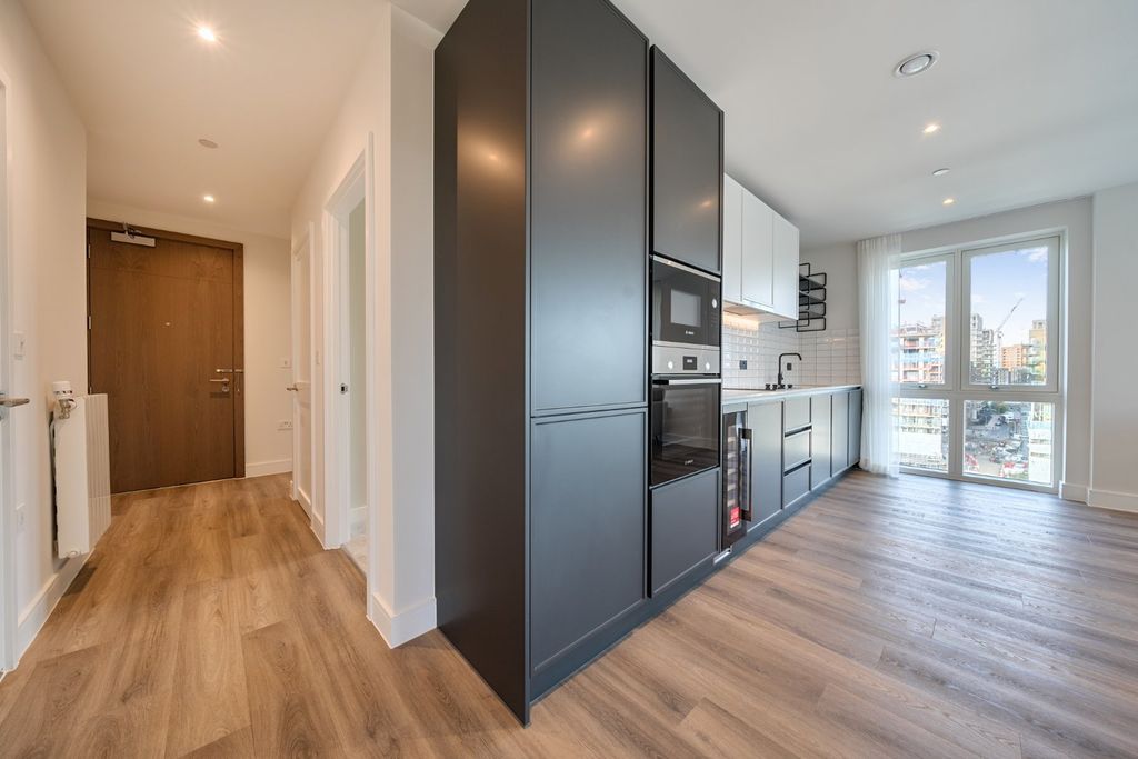 Property photo 3 of 15 Picture No. 07