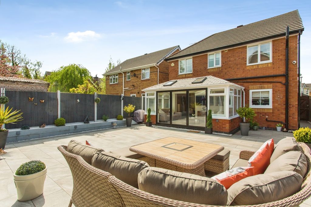 Property photo 2 of 23 Pbox-Img.Jpg