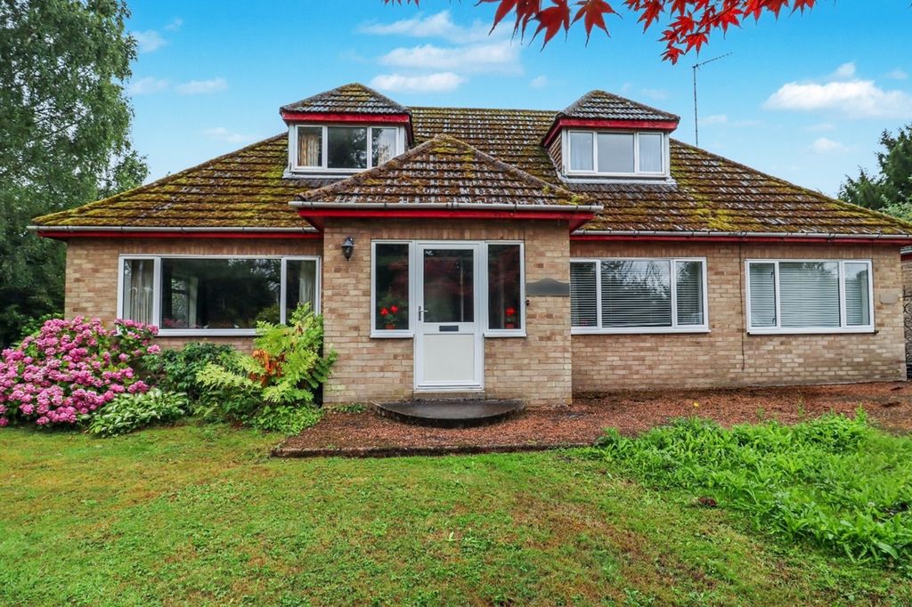 Property photo 1 of 28 4400891
