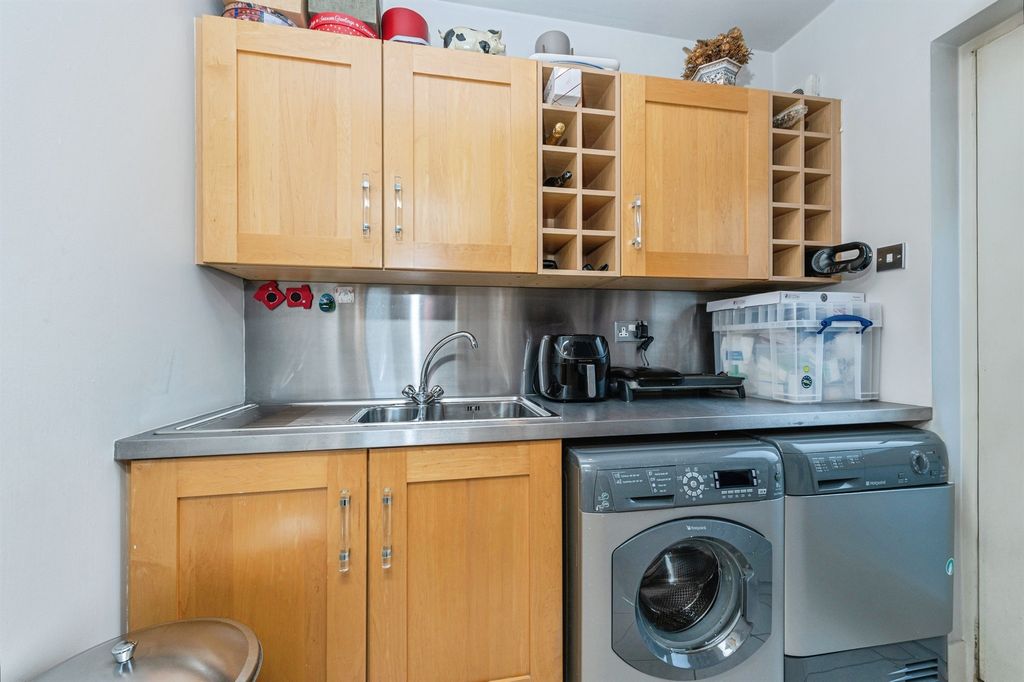 Additional image 18 of 4 bed detached house for saleDingley Road, Huddersfield HD3