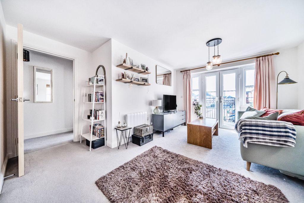 Property photo 2 of 15 4126495