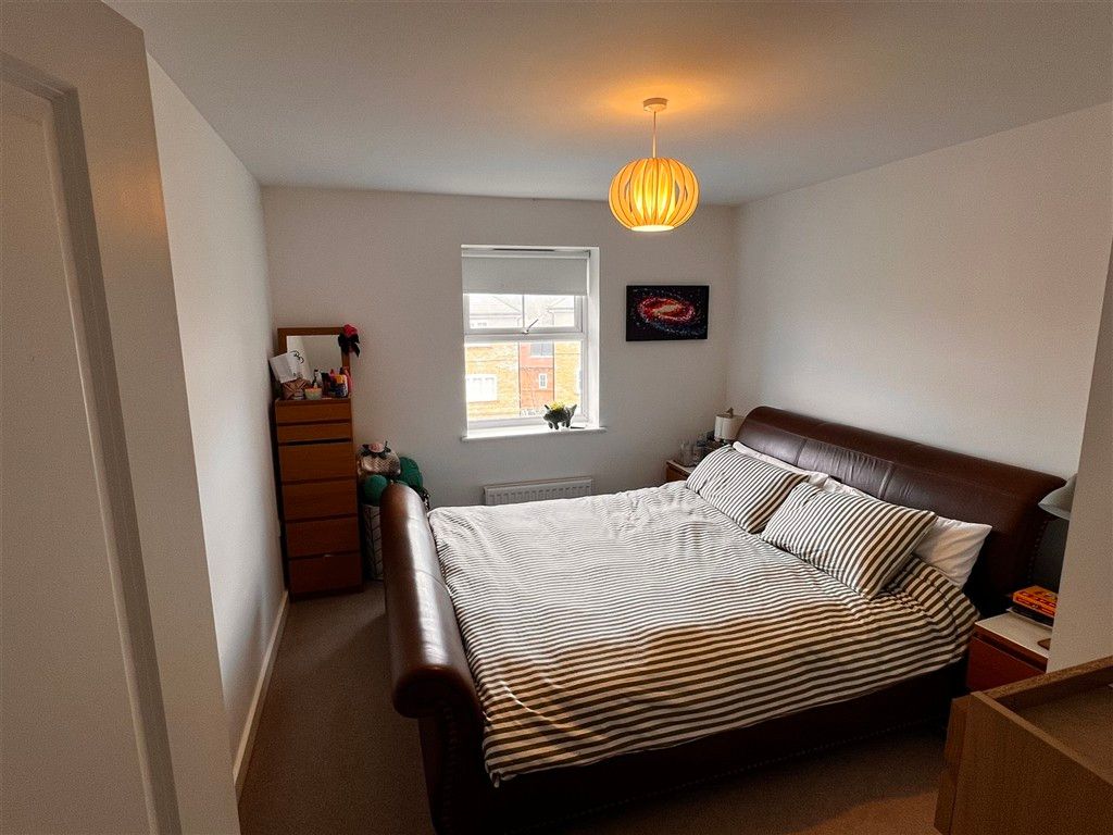 Property photo 2 of 7 Bedroom 1