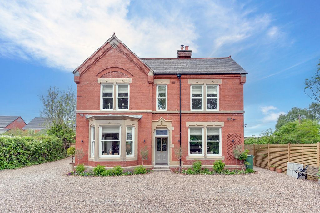 Property photo 1 of 60