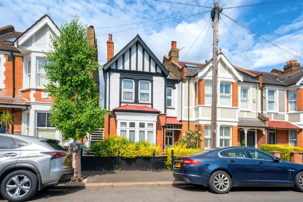 Property photo 1 of 12 Dsc03443-Hdr-Edit.Jpg
