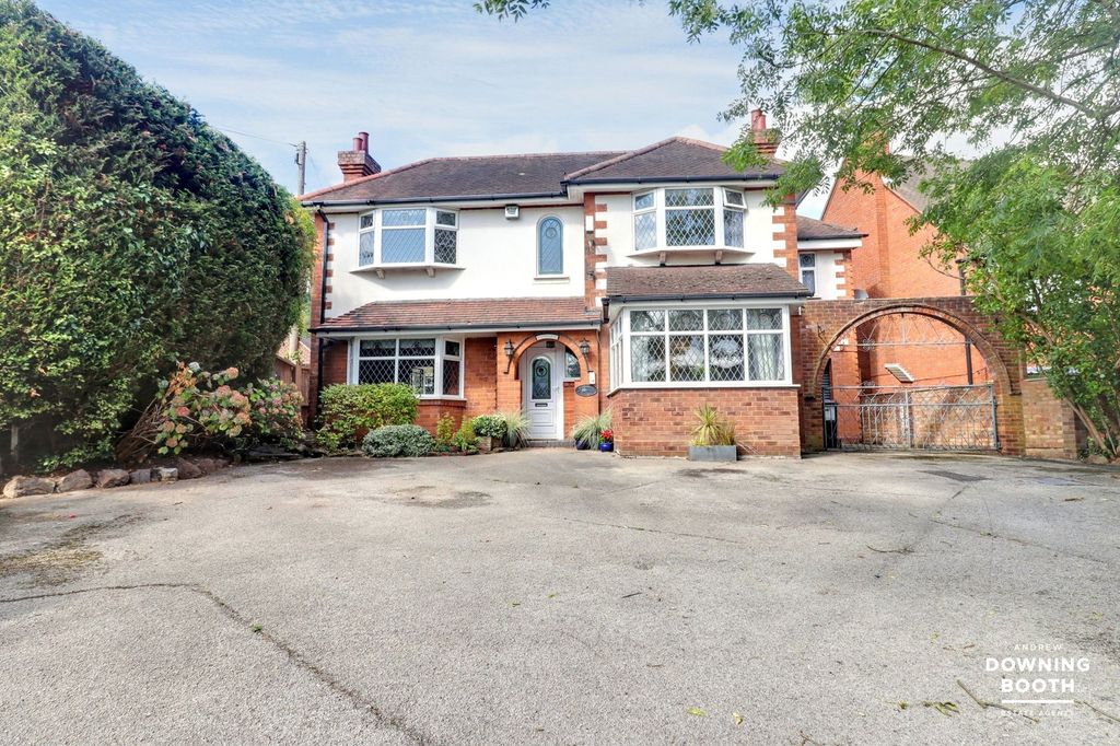 Property photo 1 of 27
