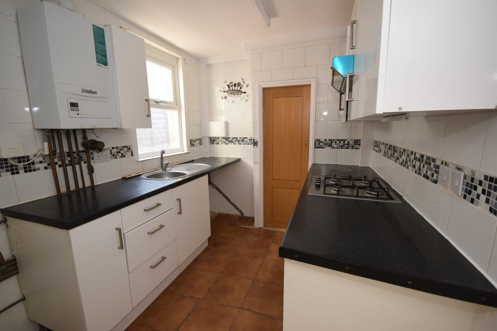 Property photo 2 of 10 Richmond Kitchen