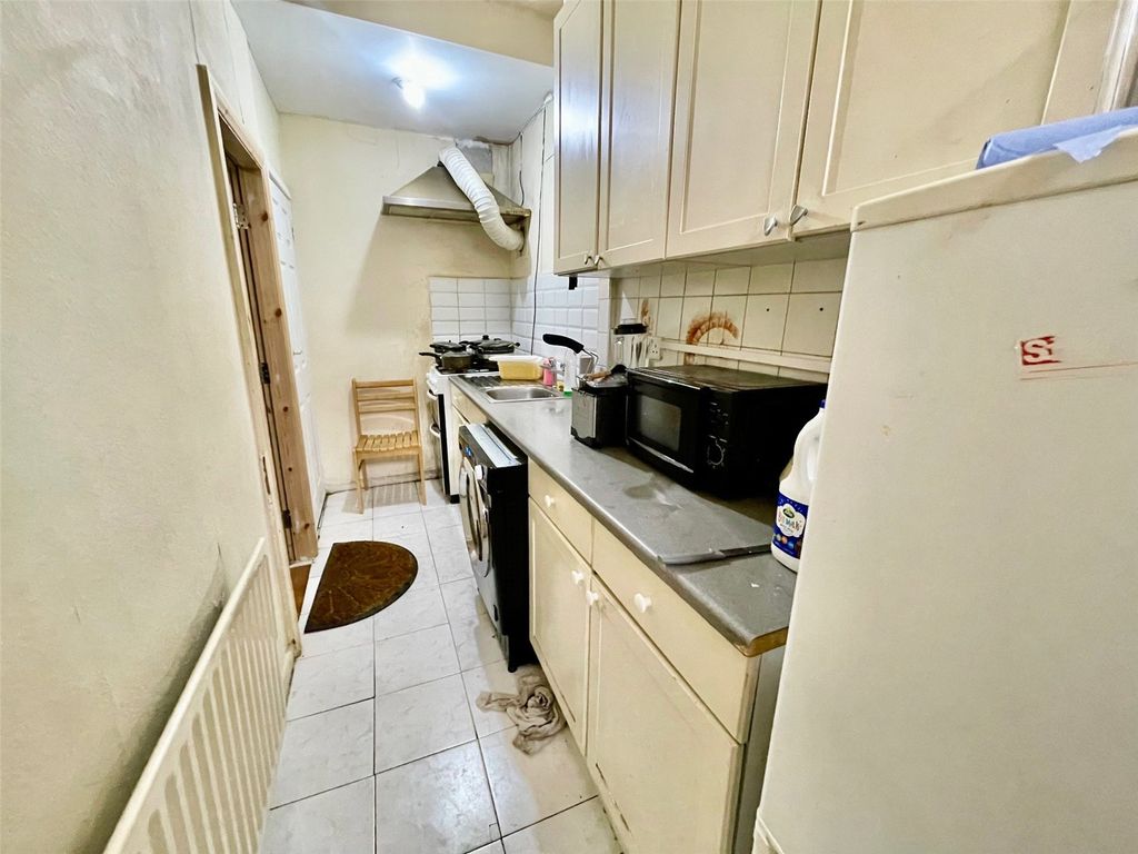 Property photo 2 of 9 Picture No. 07