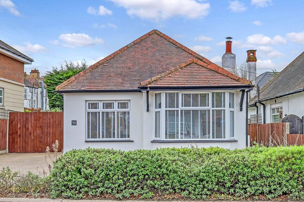 Property photo 1 of 16 Picture No. 23