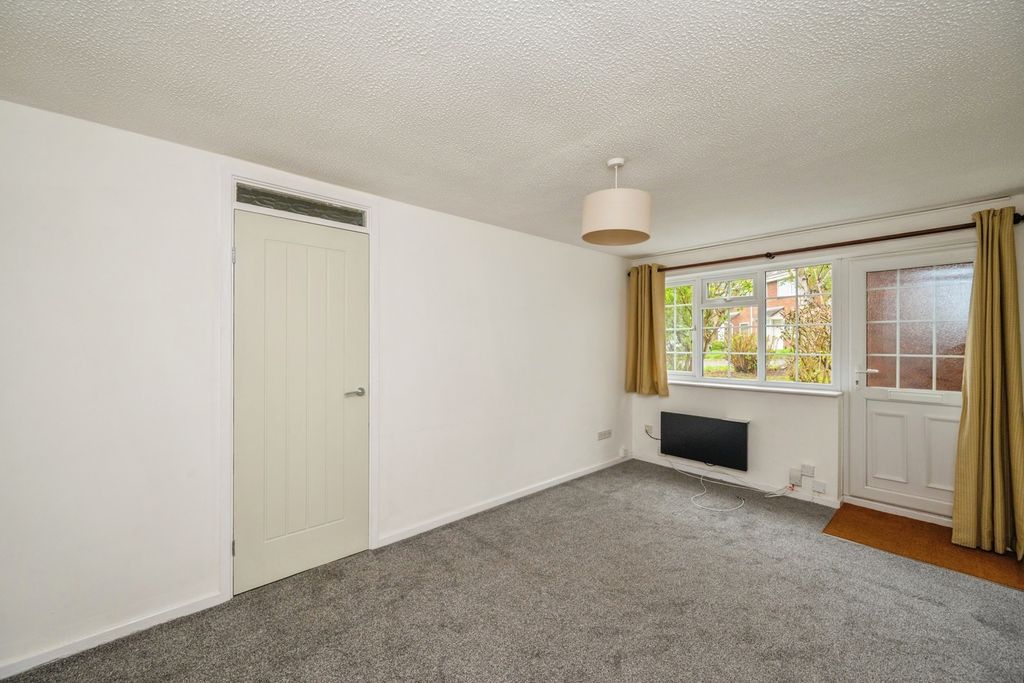 Property photo 3 of 20 Pbox-Img.Jpg