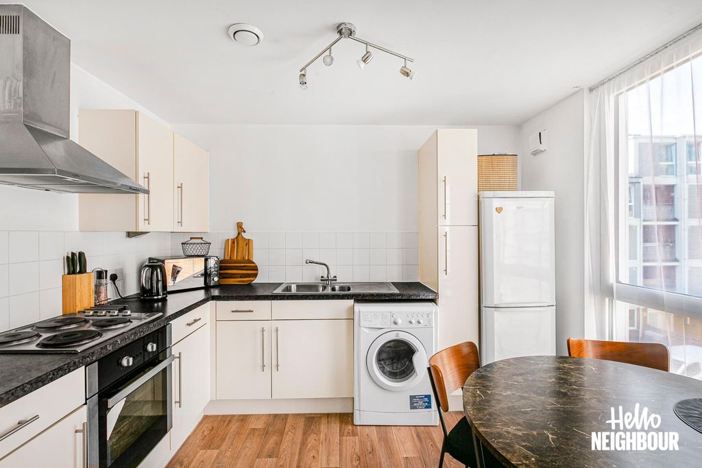 Property photo 1 of 12 Photo 0