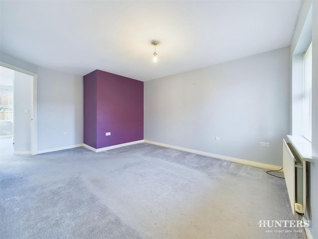 Property photo 2 of 23 Cam03792G0-Pr0149-Still006.Jpg