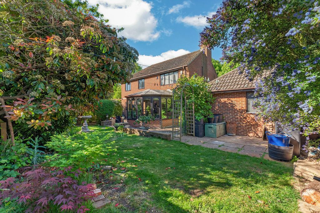 Property photo 1 of 36 Rear Garden