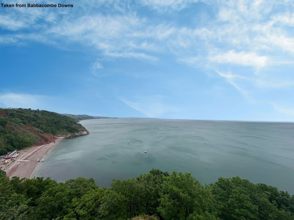 Property photo 2 of 23