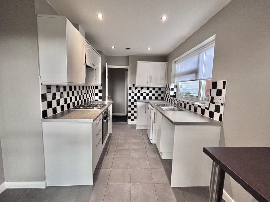 Property photo 2 of 9 Not Specified