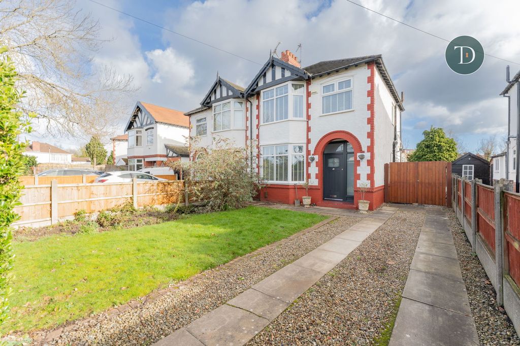 Property photo 1 of 28