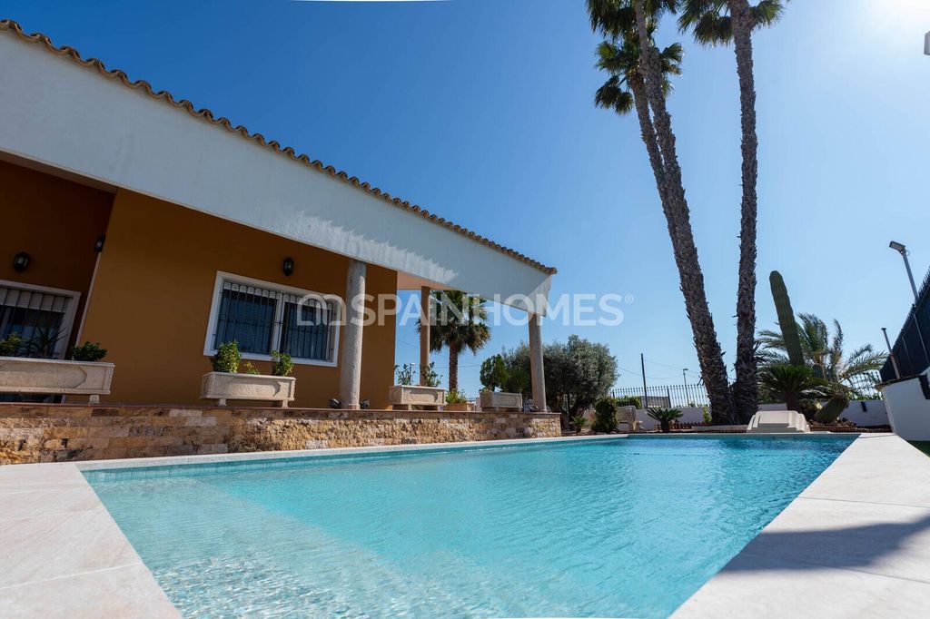 Property photo 1 of 120