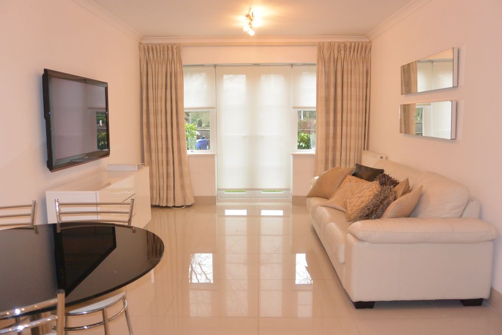 Property photo 3 of 8